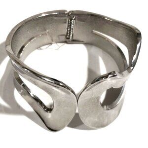 Elegant Trendy Silver-tone Cuff Bracelet - Women's Fashion Jewelry